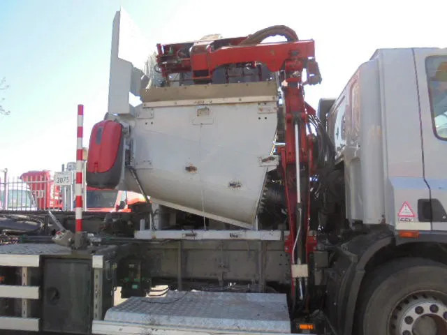 DAF CF 75.310 FAN 6x2 NL TRUCK - Вантажівка шасі: фото 4 DAF CF 75.310 FAN 6x2 NL TRUCK - Вантажівка шасі: фото 4