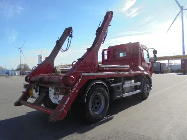 DAF LF LF 320 - Скіповий навантажувач вантажівка: фото 4 DAF LF LF 320 - Скіповий навантажувач вантажівка: фото 4