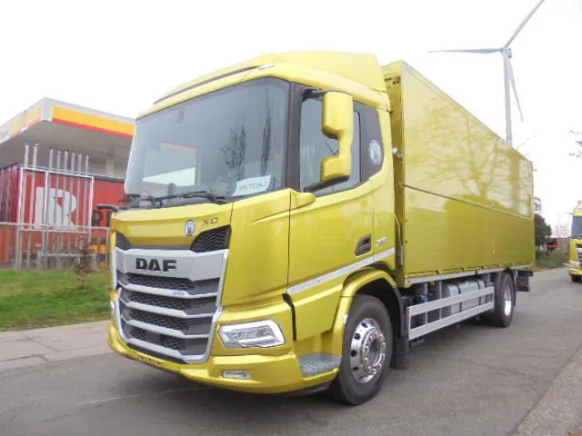 DAF XD 370 FA DEMO MET FABRIEKS GARANTIE NL TRUCK - Вантажівка з закритим кузовом: фото 2 DAF XD 370 FA DEMO MET FABRIEKS GARANTIE NL TRUCK - Вантажівка з закритим кузовом: фото 2