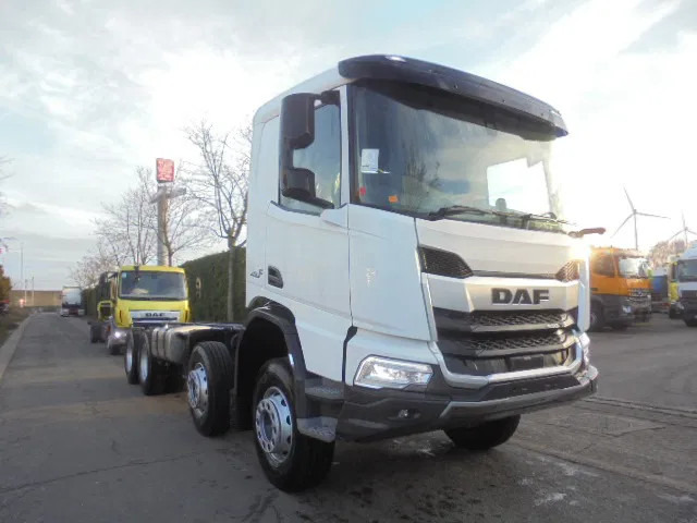 DAF XDC 450 8X4 DEMO UNUSED RHD - Вантажівка шасі: фото 3 DAF XDC 450 8X4 DEMO UNUSED RHD - Вантажівка шасі: фото 3