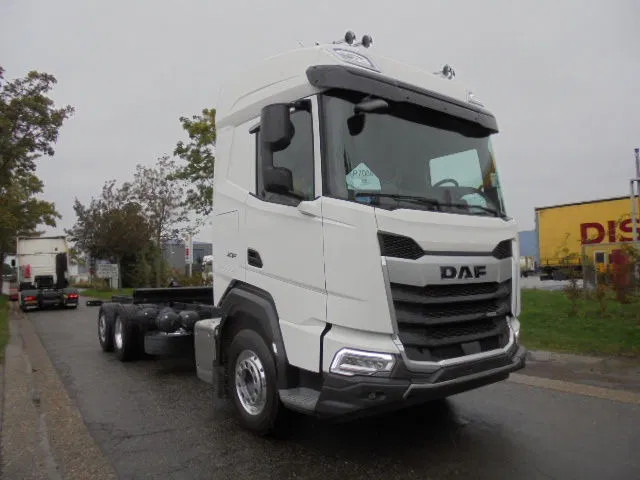 DAF XF 480 6X2 MET FABRIEKS GARANTIE - Вантажівка шасі: фото 3 DAF XF 480 6X2 MET FABRIEKS GARANTIE - Вантажівка шасі: фото 3