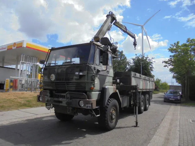 DAF YHZ 2300 6X6 + HIAB CRANE - Бортова вантажівка/ Платформа, Вантажівка з маніпулятором: фото 1 DAF YHZ 2300 6X6 + HIAB CRANE - Бортова вантажівка/ Платформа, Вантажівка з маніпулятором: фото 1
