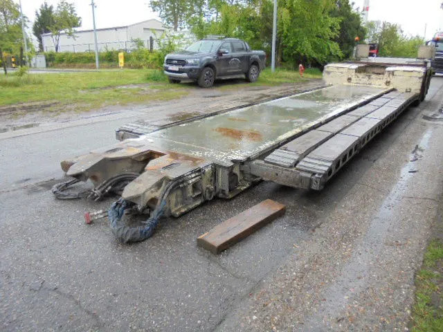 Faymonville F-S42-1ACA - Низькорамна платформа напівпричіп: фото 3 Faymonville F-S42-1ACA - Низькорамна платформа напівпричіп: фото 3