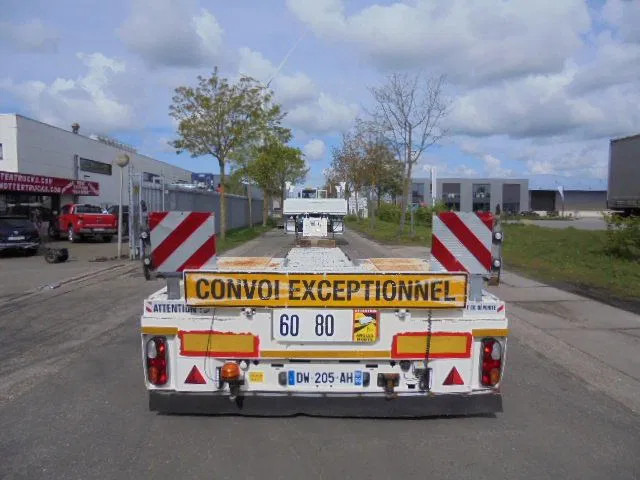 Faymonville F-S42-1ACA - Низькорамна платформа напівпричіп: фото 5 Faymonville F-S42-1ACA - Низькорамна платформа напівпричіп: фото 5