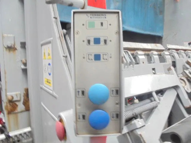 Сміттєвози Iveco Stralis 270 LNG ENGINE NOT OK: фото 13 Сміттєвози Iveco Stralis 270 LNG ENGINE NOT OK: фото 13