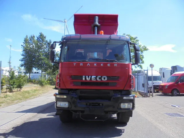 Iveco Trakker 340T41 8X4 KIPPER - Самоскид вантажівка: фото 2 Iveco Trakker 340T41 8X4 KIPPER - Самоскид вантажівка: фото 2