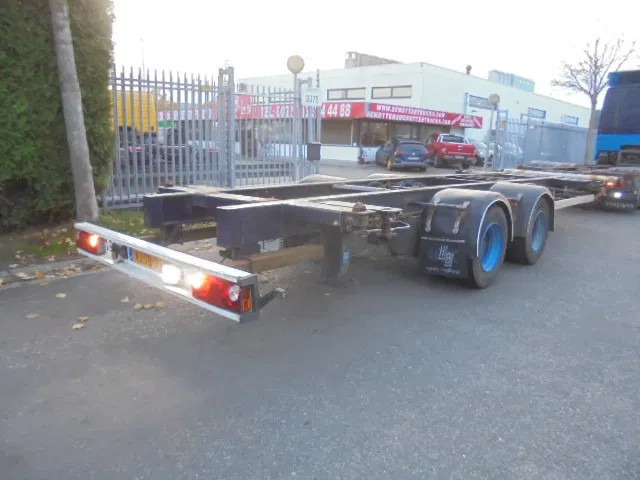 Kögel YWE 18 - Контейнеровоз/ Змінний кузов причіп: фото 4 Kögel YWE 18 - Контейнеровоз/ Змінний кузов причіп: фото 4