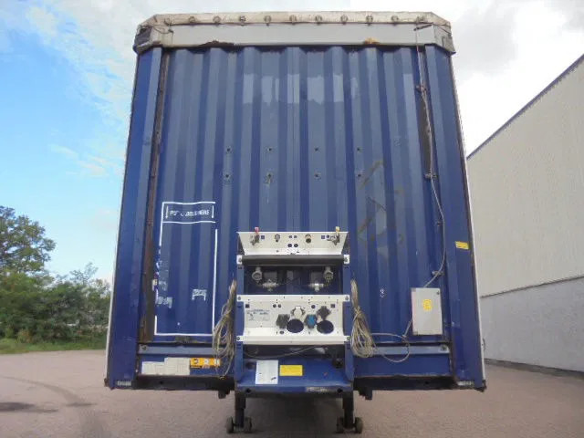 Krone SD NL KENTEKEN BPW TROMMEL ASSEN 35 IN STOCK - Тентований напівпричіп: фото 2 Krone SD NL KENTEKEN BPW TROMMEL ASSEN 35 IN STOCK - Тентований напівпричіп: фото 2