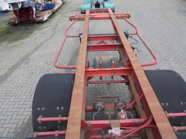 Krone SZC 20 Z STEEL SUSPENSION - Контейнеровоз/ Змінний кузов напівпричіп: фото 2 Krone SZC 20 Z STEEL SUSPENSION - Контейнеровоз/ Змінний кузов напівпричіп: фото 2