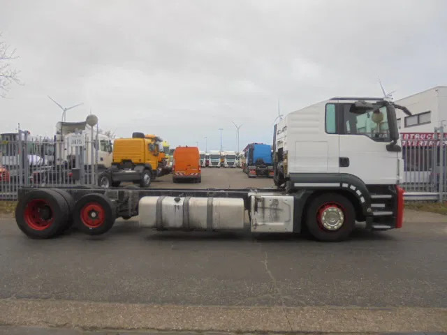 MAN TGS 23.400 LL.U 6X2 - Автовоз вантажівка: фото 2 MAN TGS 23.400 LL.U 6X2 - Автовоз вантажівка: фото 2