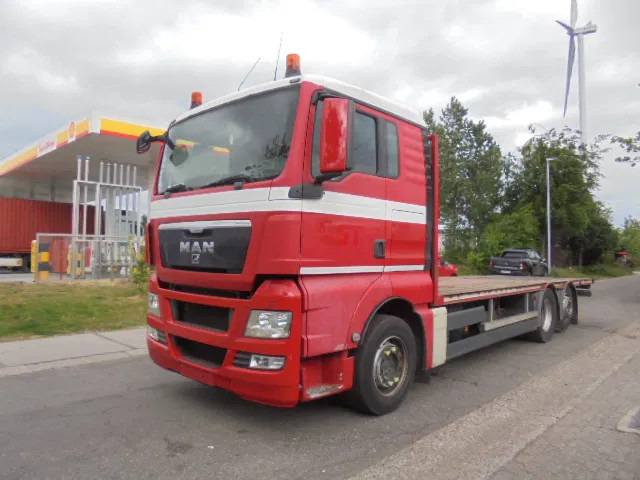 MAN TGX 26.440 6X2 OPEN BAK - Бортова вантажівка/ Платформа: фото 1 MAN TGX 26.440 6X2 OPEN BAK - Бортова вантажівка/ Платформа: фото 1