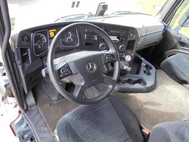 Автовоз вантажівка Mercedes-Benz Actros 2336 LL 6X2 EUR 6: фото 8