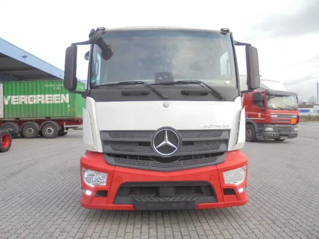 Mercedes-Benz Actros 2340 LL 6X2 - Автовоз вантажівка: фото 2 Mercedes-Benz Actros 2340 LL 6X2 - Автовоз вантажівка: фото 2