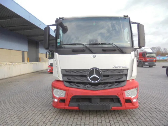Mercedes-Benz Actros 2340 LL 6X2 - Автовоз вантажівка: фото 2 Mercedes-Benz Actros 2340 LL 6X2 - Автовоз вантажівка: фото 2