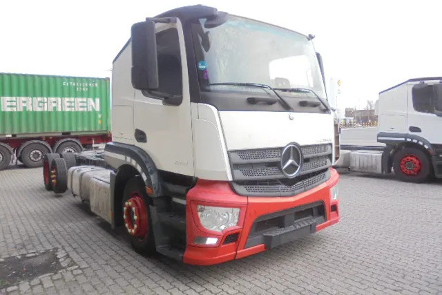 Mercedes-Benz Actros 2340 LL 6X2 - Автовоз вантажівка: фото 3 Mercedes-Benz Actros 2340 LL 6X2 - Автовоз вантажівка: фото 3