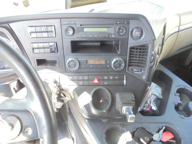 Автовоз вантажівка Mercedes-Benz Actros 2340 LL: фото 10