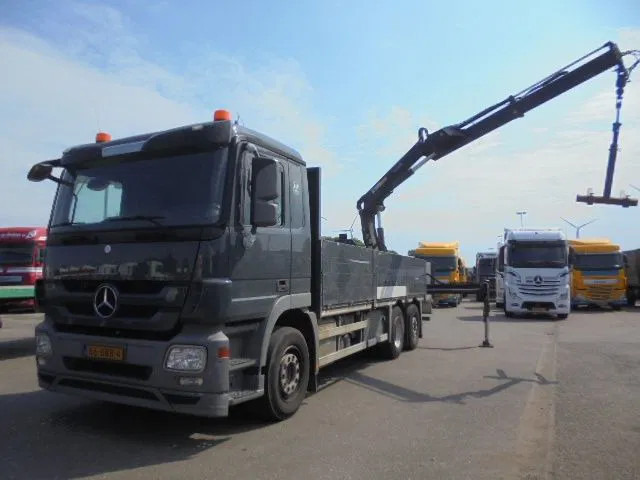 Mercedes-Benz Actros 2532 NL TRUCK - Вантажівка з маніпулятором: фото 1 Mercedes-Benz Actros 2532 NL TRUCK - Вантажівка з маніпулятором: фото 1