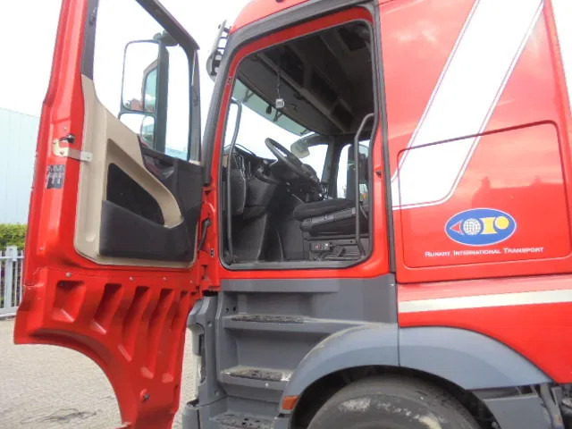 Mercedes-Benz Actros 2542 6X2 - Вантажівка шасі: фото 5 Mercedes-Benz Actros 2542 6X2 - Вантажівка шасі: фото 5