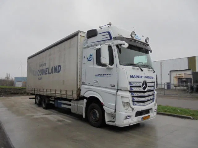 Mercedes-Benz Actros 2542 6X2 - Тентована вантажівка: фото 3 Mercedes-Benz Actros 2542 6X2 - Тентована вантажівка: фото 3