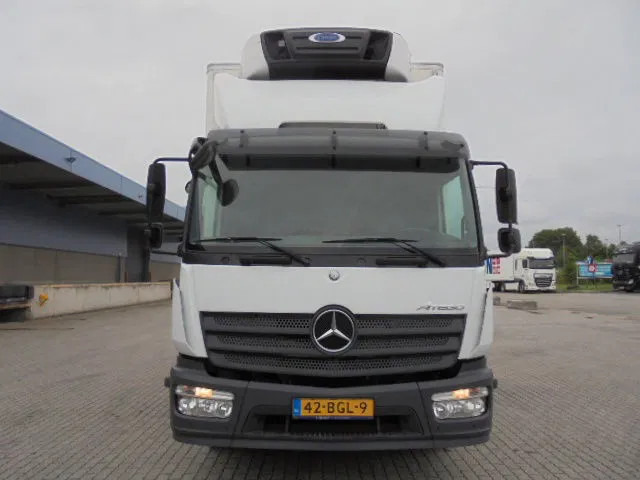 Mercedes-Benz Atego 1218 - Ізотермічна вантажівка: фото 2 Mercedes-Benz Atego 1218 - Ізотермічна вантажівка: фото 2