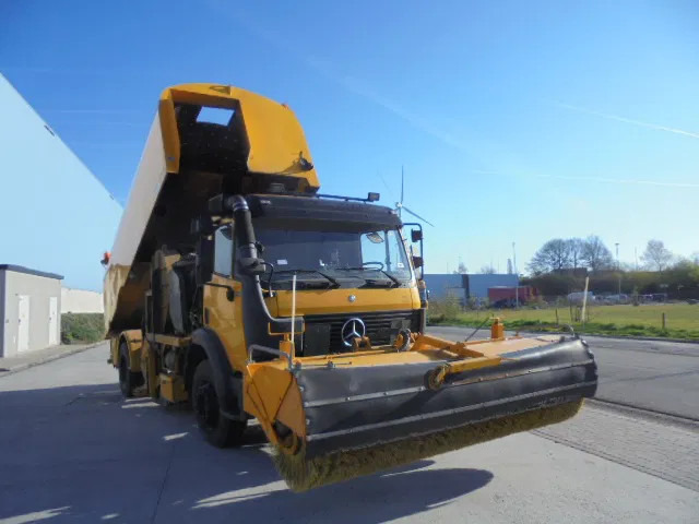 Mercedes-Benz SK 1920 NL TRUCK - Підмітально-прибиральна машина: фото 3 Mercedes-Benz SK 1920 NL TRUCK - Підмітально-прибиральна машина: фото 3