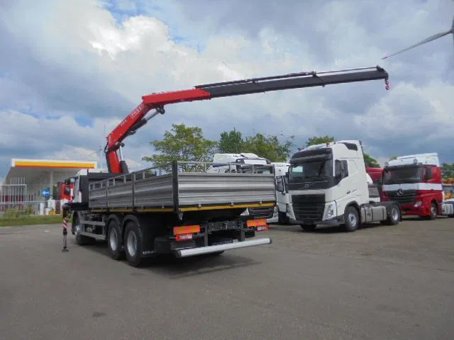 Renault 320 6X4 + FASSI F245 DEMO UNUSED - Бортова вантажівка/ Платформа, Вантажівка з маніпулятором: фото 5 Renault 320 6X4 + FASSI F245 DEMO UNUSED - Бортова вантажівка/ Платформа, Вантажівка з маніпулятором: фото 5