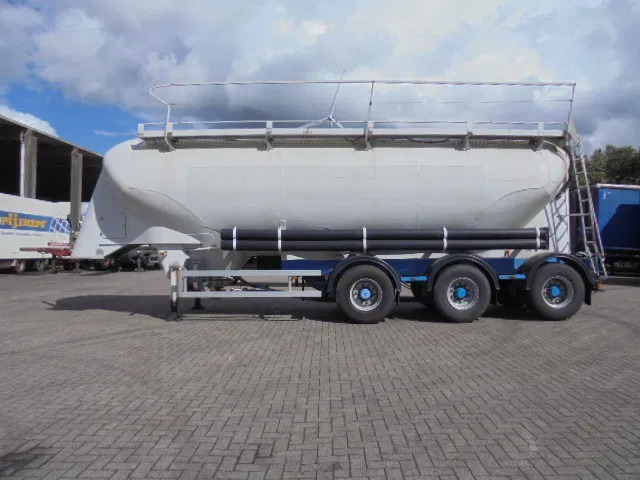 SPITZER BP SF 50 - Напівпричіп цистерна: фото 2 SPITZER BP SF 50 - Напівпричіп цистерна: фото 2