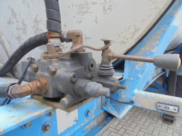 Напівпричіп цистерна SPITZER BP SK 50: фото 10