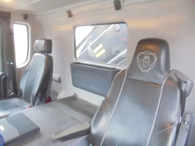 Гаковий мультиліфт вантажівка, Вантажівка з маніпулятором Scania P370 8X2 HAAK + KRAAN NL TRUCK LOW KM: фото 13 Гаковий мультиліфт вантажівка, Вантажівка з маніпулятором Scania P370 8X2 HAAK + KRAAN NL TRUCK LOW KM: фото 13