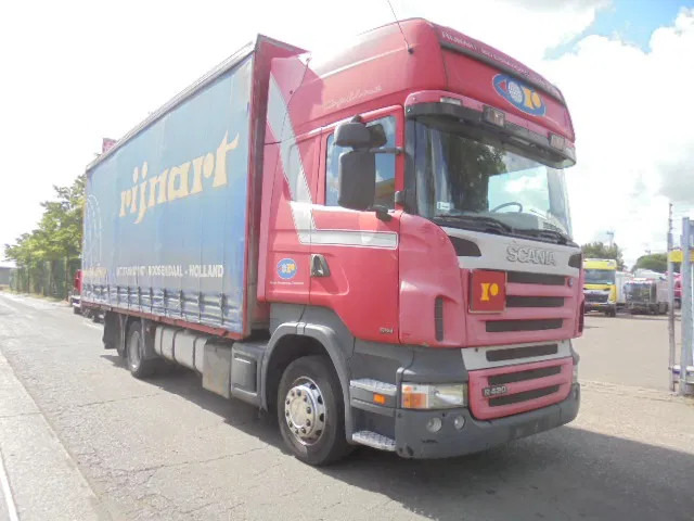 Scania R420 6X2 RETARDER - Вантажівка з закритим кузовом: фото 2 Scania R420 6X2 RETARDER - Вантажівка з закритим кузовом: фото 2