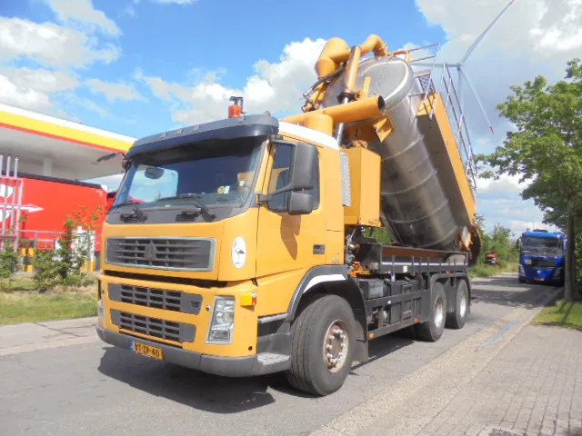 Terberg FM 1450 6X4 - Асенізатори: фото 1 Terberg FM 1450 6X4 - Асенізатори: фото 1