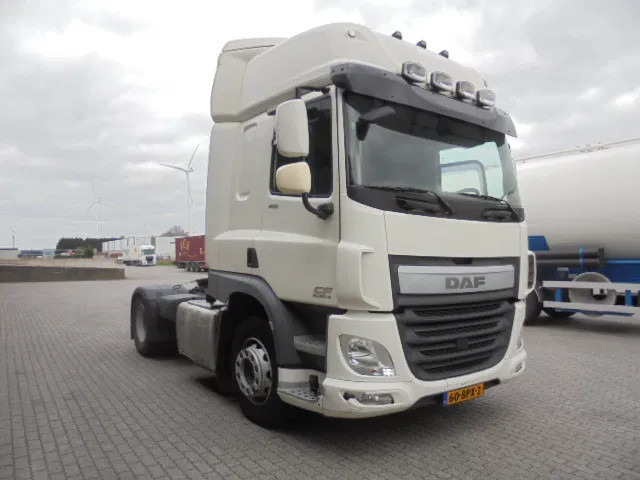 DAF CF 400 NL TRUCK - Тягач: фото 2 DAF CF 400 NL TRUCK - Тягач: фото 2