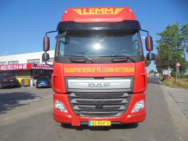 DAF CF 440 - Тягач: фото 2 DAF CF 440 - Тягач: фото 2