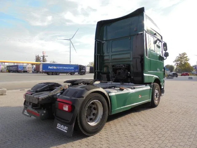 Тягач DAF XF 106.460 SUPER SPACE CAB: фото 14 Тягач DAF XF 106.460 SUPER SPACE CAB: фото 14