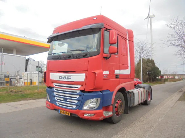DAF XF 440 ADR + COMPRESSOR NL TRUCK - Тягач: фото 1 DAF XF 440 ADR + COMPRESSOR NL TRUCK - Тягач: фото 1