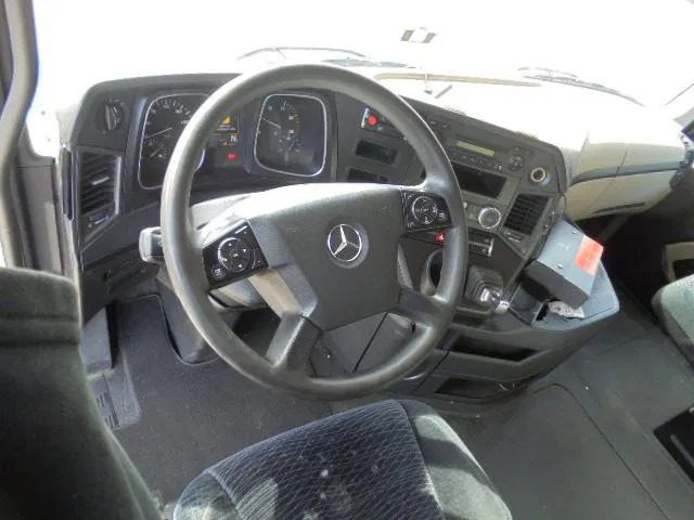 Mercedes-Benz Actros 1842 в лізинг Mercedes-Benz Actros 1842: фото 9 Mercedes-Benz Actros 1842 в лізинг Mercedes-Benz Actros 1842: фото 9