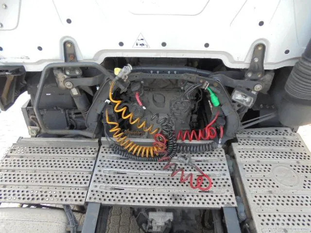 Mercedes-Benz Actros 1842 в лізинг Mercedes-Benz Actros 1842: фото 7 Mercedes-Benz Actros 1842 в лізинг Mercedes-Benz Actros 1842: фото 7