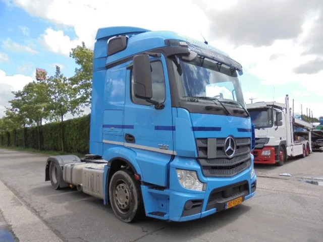 Mercedes-Benz Actros 1842 LS - Тягач: фото 3 Mercedes-Benz Actros 1842 LS - Тягач: фото 3