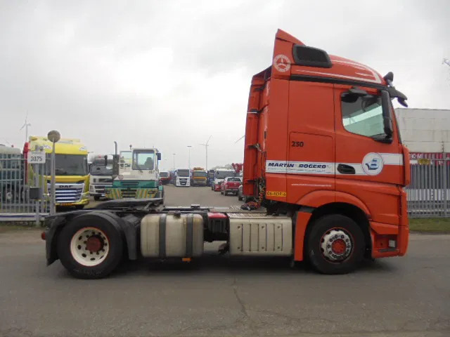 Mercedes-Benz Actros 1842 LS NL TRUCK - Тягач: фото 4 Mercedes-Benz Actros 1842 LS NL TRUCK - Тягач: фото 4