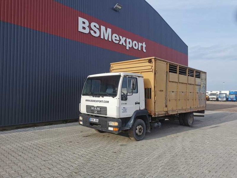 MAN LE 12.189 livestock truck - Для перевезення худоби вантажівка: фото 1 MAN LE 12.189 livestock truck - Для перевезення худоби вантажівка: фото 1
