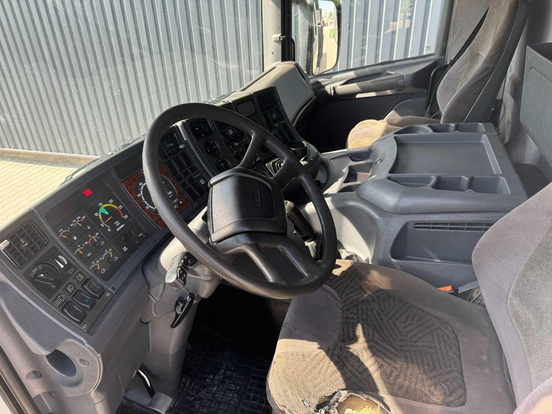 Самоскид вантажівка Scania P114: фото 8