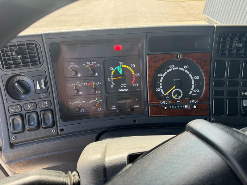 Самоскид вантажівка Scania P114: фото 9