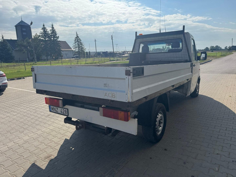 Volkswagen LT 28 - Легка бортова вантажівка: фото 3 Volkswagen LT 28 - Легка бортова вантажівка: фото 3