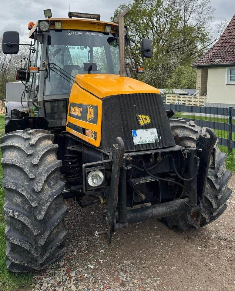 JCB Fastrac 1115 - Трактор: фото 2 JCB Fastrac 1115 - Трактор: фото 2