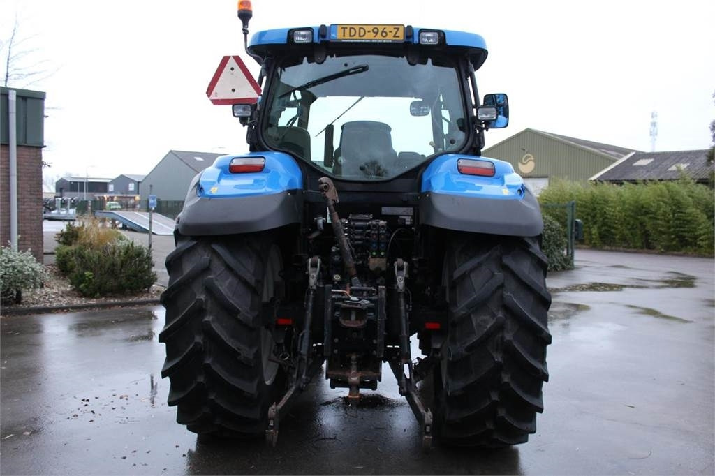 New Holland T6010 Plus - Трактор: фото 5 New Holland T6010 Plus - Трактор: фото 5