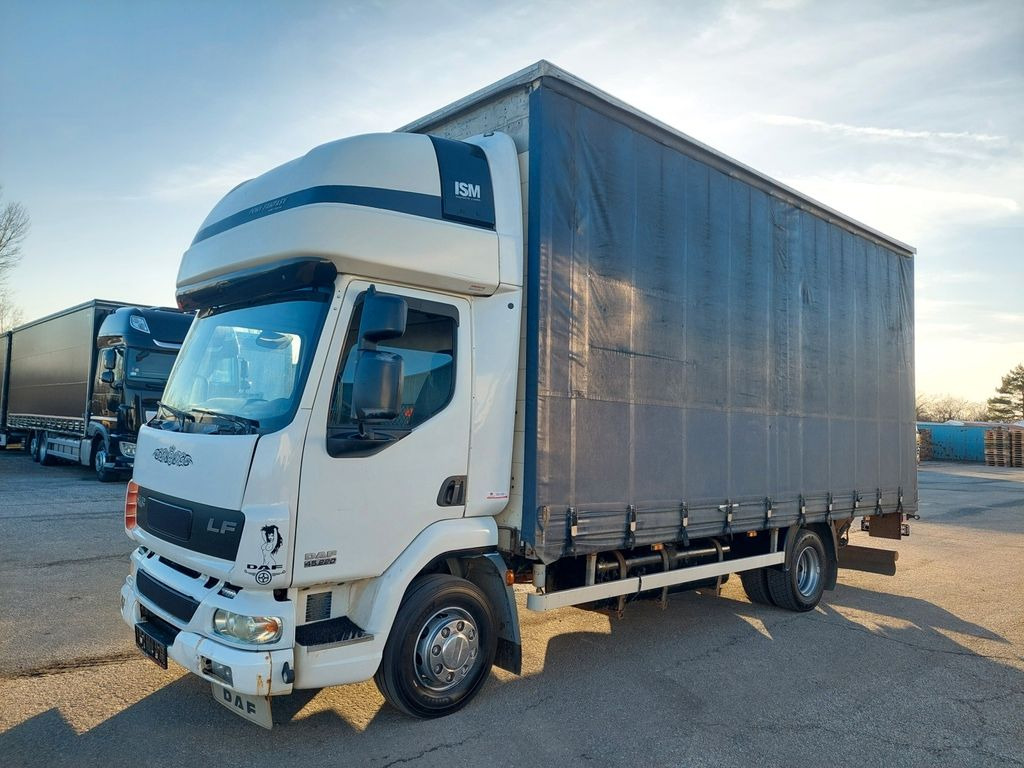 DAF FA LF 45.220 E12 4x2 DAF FA LF 45.220 E12 4x2 - Тентована вантажівка: фото 1 DAF FA LF 45.220 E12 4x2 DAF FA LF 45.220 E12 4x2 - Тентована вантажівка: фото 1