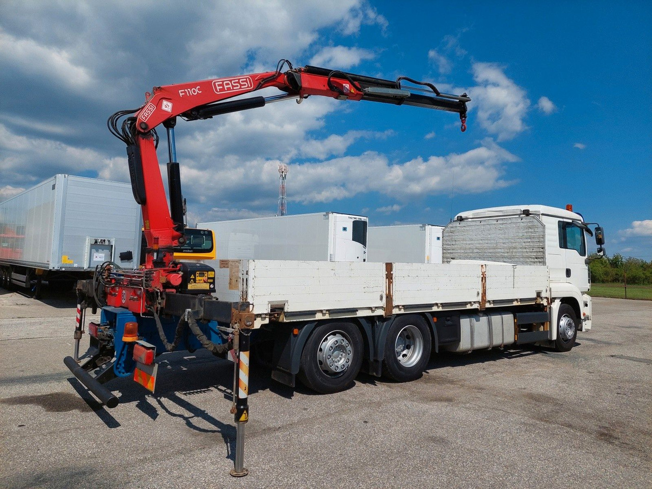 MAN GA 26.320 6X2-2 BL + Kran Fassi F110AC22 - Бортова вантажівка/ Платформа, Вантажівка з маніпулятором: фото 4 MAN GA 26.320 6X2-2 BL + Kran Fassi F110AC22 - Бортова вантажівка/ Платформа, Вантажівка з маніпулятором: фото 4