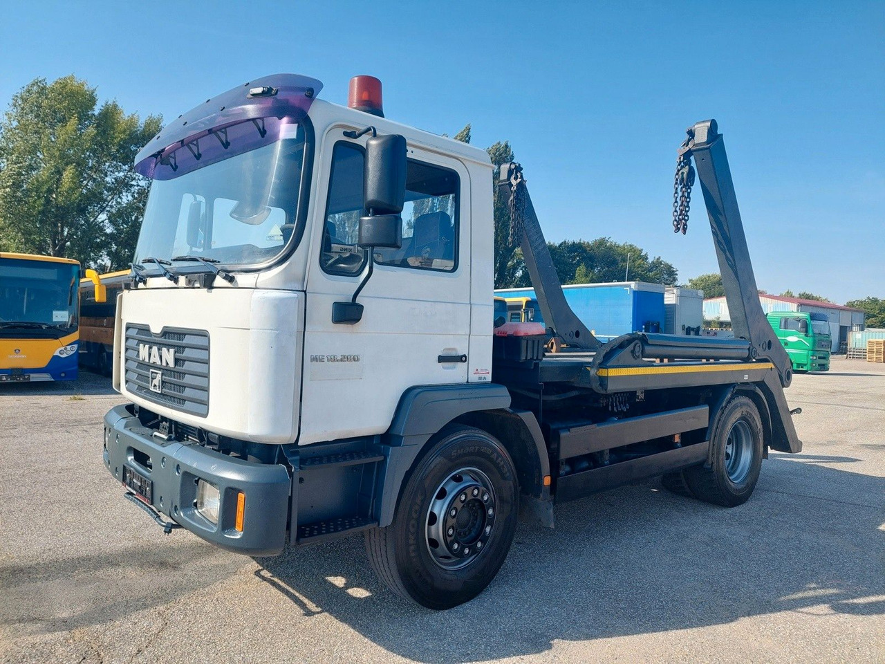 MAN ME 18.280 BB 4x2 - Тентована вантажівка: фото 1 MAN ME 18.280 BB 4x2 - Тентована вантажівка: фото 1