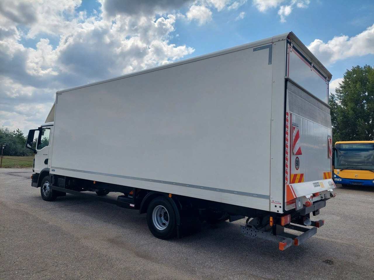 MAN TGL 12.250 BL CH 4x2 LBW 17 Palleten - Вантажівка з закритим кузовом: фото 3 MAN TGL 12.250 BL CH 4x2 LBW 17 Palleten - Вантажівка з закритим кузовом: фото 3