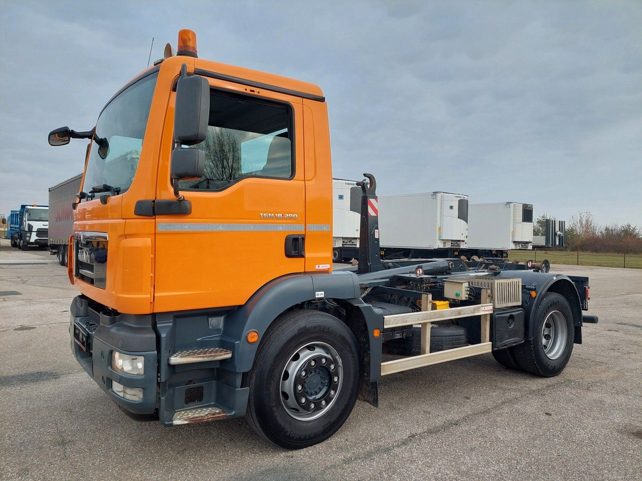 MAN TGM 18.290 4X2 BB - Гаковий мультиліфт вантажівка: фото 5 MAN TGM 18.290 4X2 BB - Гаковий мультиліфт вантажівка: фото 5